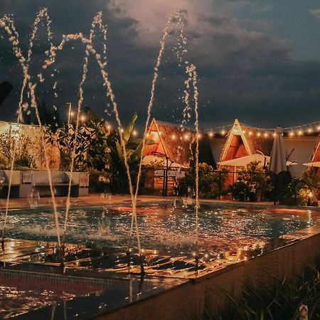 Urban Oasis Resort, Tarlac Tarlac City Exterior foto