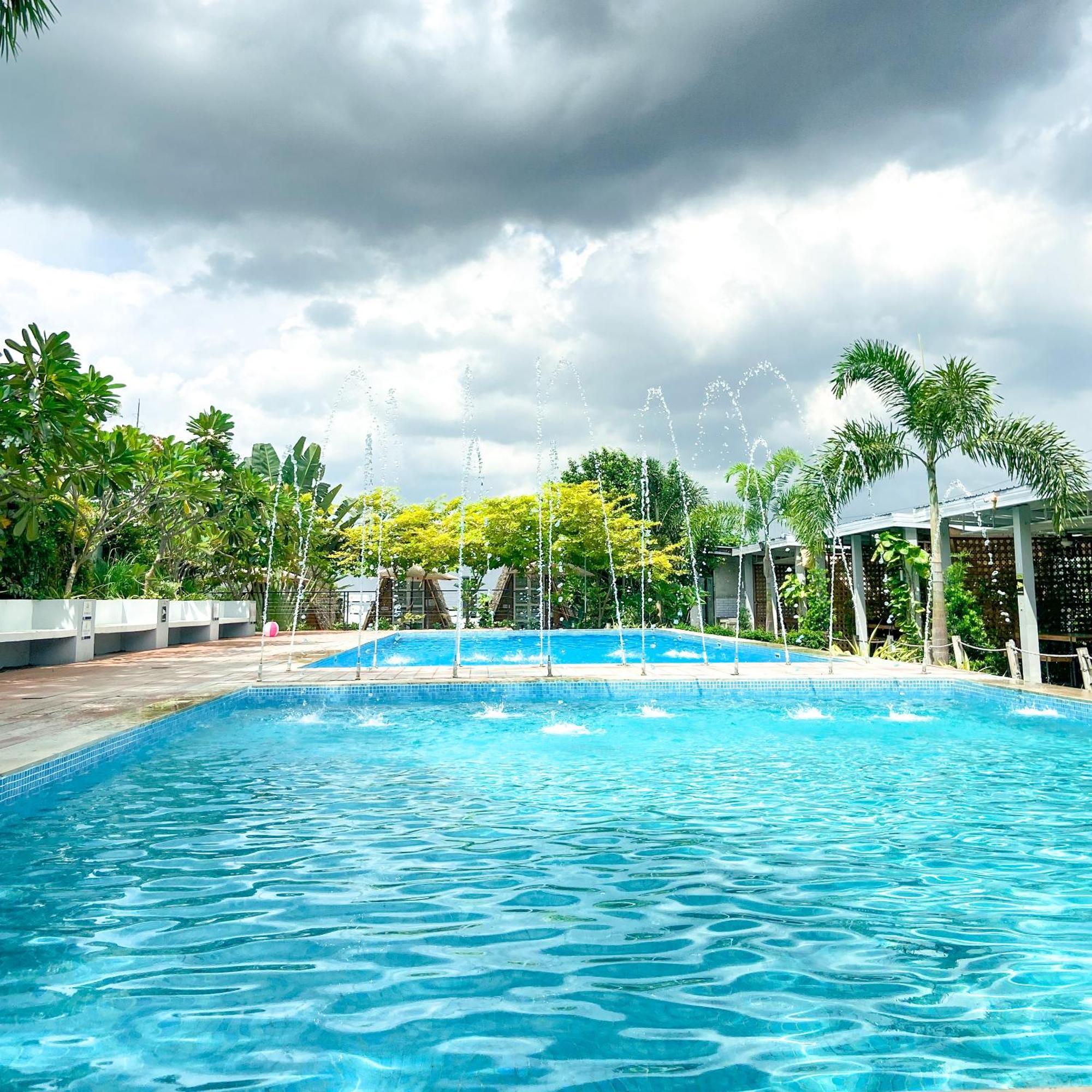 Urban Oasis Resort, Tarlac Tarlac City Exterior foto